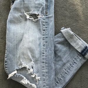 American Eagle Distressed Boyfriend Jeans